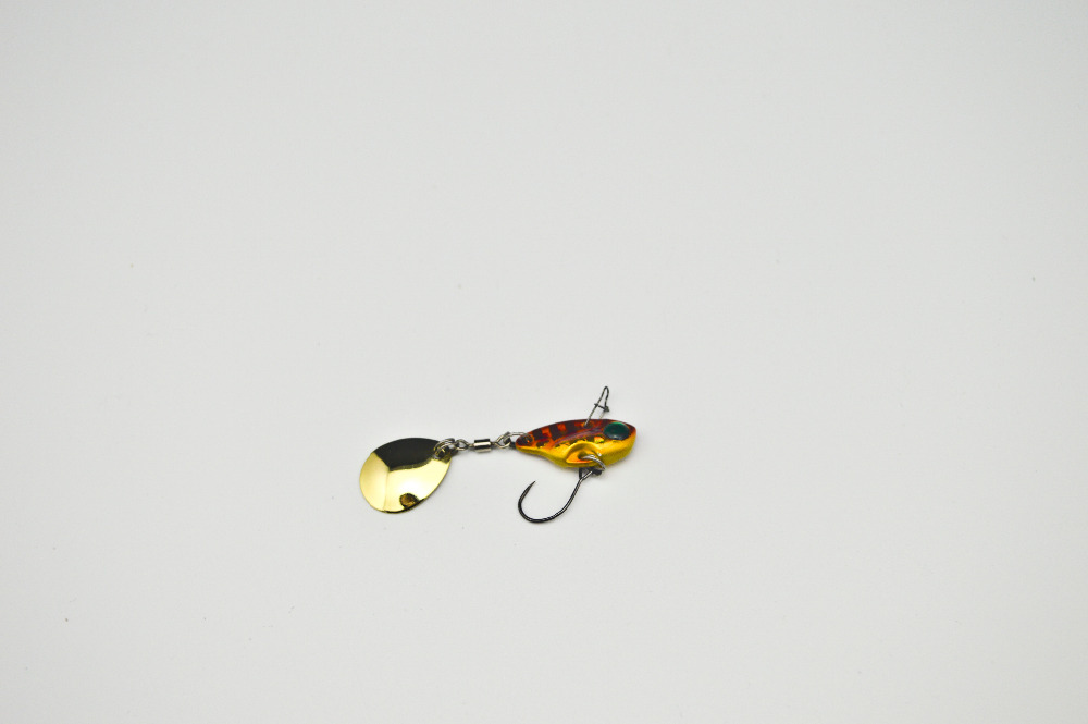 1 piece Japan Metal Bait Mini Spinnerbait Bass Pike Trout Lure Jigging