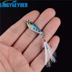 1PCS Small Minnow Metal Fishing Crankbait Lure 3d Eyes Baits Artificial Bait With Feather Fishing Tackle