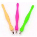 Bittb 3Pcs Nail Manicure Tools Cuticle Pusher Plastic Dead Skin Foot Nail Cuticle Pusher Remover Trimmer Pedicure Set