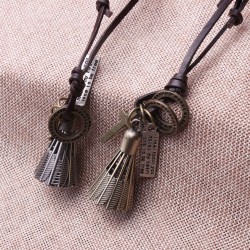 Delicate Jewelry Genuine Leather Necklace badminton Shape Pendant Necklace Cowhide jewelry