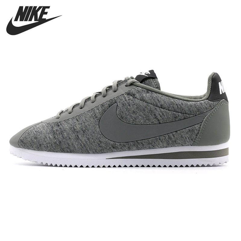 plain nike shoes