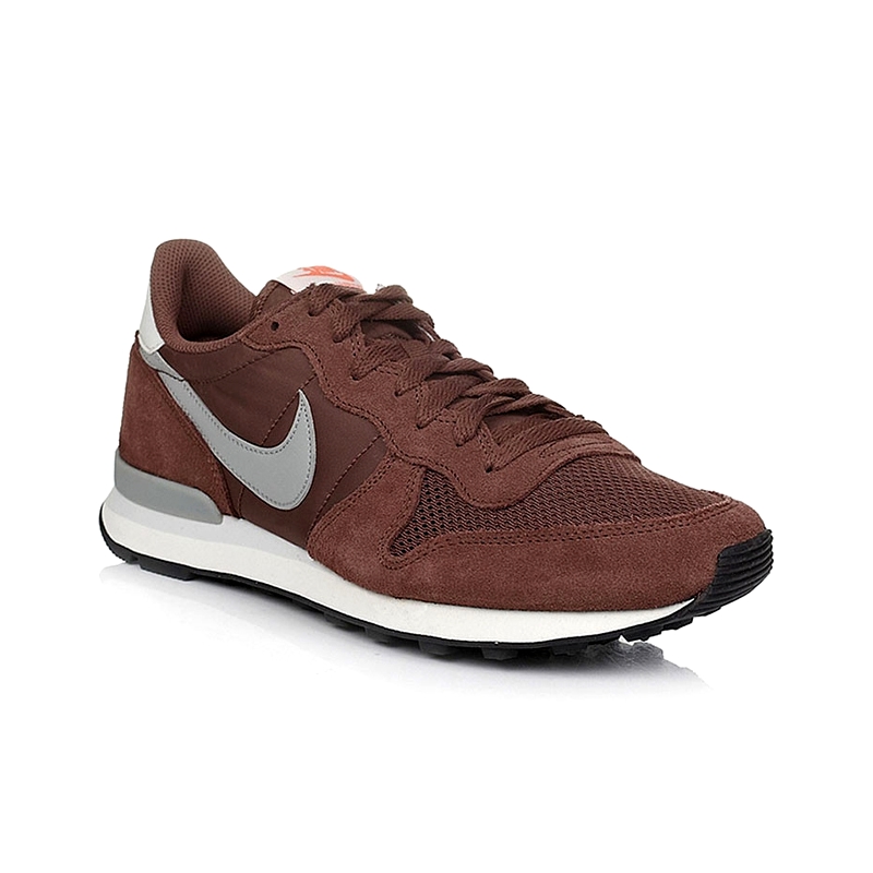 nike classic running