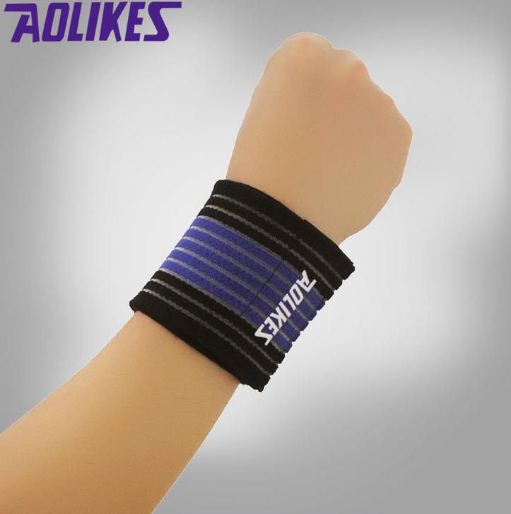 1Pcs-Sports-bandage-Wrist-sweat-anti-sprained-hip-hop-basketball-badminton-basketball-weightlifting--32699319110